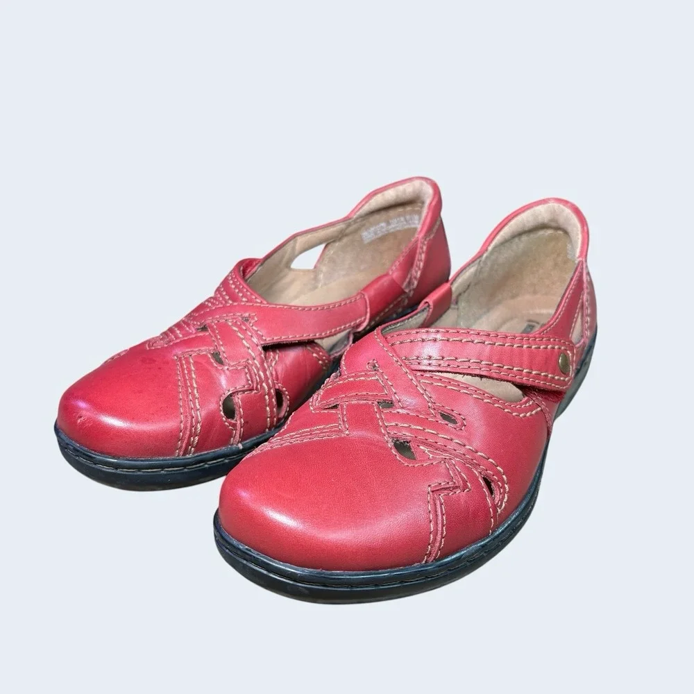 Clarks Collection Red Leather‎ Mary Jane Comfort Shoes Women's 6.5M Hook & Loop